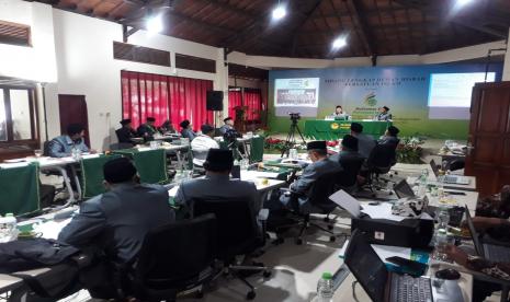 Sidang lengkap Dewan Hisbah ke-5 Persatuan Islam (Persis) digelar di Pondok Pesantren Persis 50 Ciputri Lembang, Selasa (21/6). 