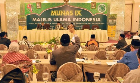 Sidang Pleno Munas IX MUI di Surabaya, Jawa Timur, Rabu (26/8).