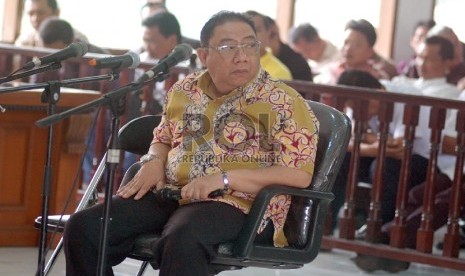 Sidang perdana mantan Bupati Indramayu, Irianto MS Syafiuddin alias Yance di Pengadilan Tipikor Bandung, Senin (26/1).  (Republika/Edi Yusuf).