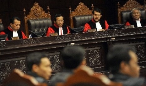 Sidang Pleno Mahkamah Konstitusi