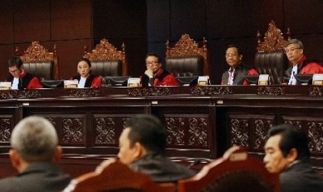 Sidang Pleno Mahkamah Konstitusi