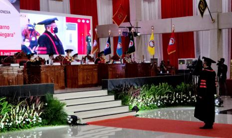 sidang terbuka untuk menguji disertasi Hasto Kristiyanto di Kampus Universitas Pertahanan (Unhan), Sentul, Bogor, Senin (6/6/2022). 