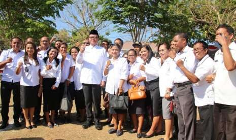 Silaturahmi Gubernur NTT bersama Bapak Uskup, Imam, Biarawan, dan Biarawati se Keuskupan Atambua