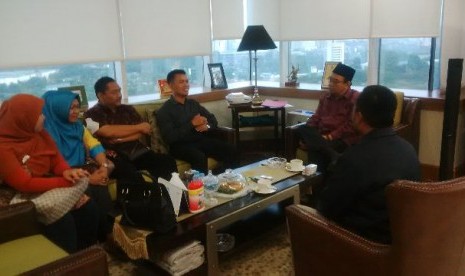 Silaturahmi MPP ICMI Muda dengan Ketua BPK RI Harry Azhar Aziz