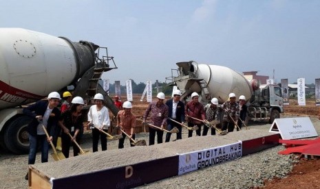 Sinar Mas Land lakukan peletakkan batu pertama Kawasan Digital Hub di BSD City, Kamis (18/5).