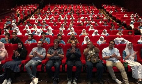 Sinar Mas Land menyelenggarakan acara nonton bareng (nobar) film animasi 'Battle of Surabaya' di bioskop XXI The Breeze BSD City pada (24/11).