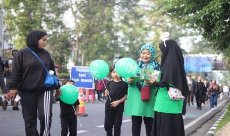 Sinergi Foundation dengan mengusung nama Pasukan Hijau, berupaya tingkatkan awareness masyarakat untuk dapat stabilkan cuaca melalui penanaman pohon.