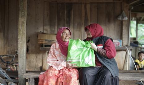 Sinergi Foundation meluncurkan program Gerakan Sedekah Air Minum sebagai solusi sediakan air minum gratis untuk masyarakat.