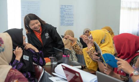 Singapore International Foundation (SIF) bersama dengan Ikatan Guru  TamanKanak-Kanak  Indonesia  (IGTKI)  Jawa  Barat  dan  Singapore  University  of  Social  Sciences (SUSS) menggelar Program Pendidikan Anak Usia Dini (Early Childhood Education/ECE Project), Selasa (6/7).