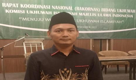  Wakil Sekretaris Komisi Ukhuwah MUI sekaligus Wakil Ketua Panitia Rakornas, KH Muhammad Sirojudin, menyatakan Komisi Ukhuwah MUI berkomitmen untuk promosikan konsep ukhuwah Islamiyah yang sejuk 