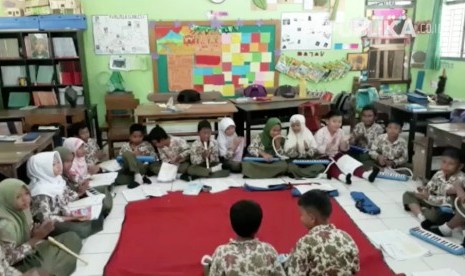 Siswa dan siswi SD Negeri 2 Karangmloko Kabupaten Sleman, Yogyakarta.