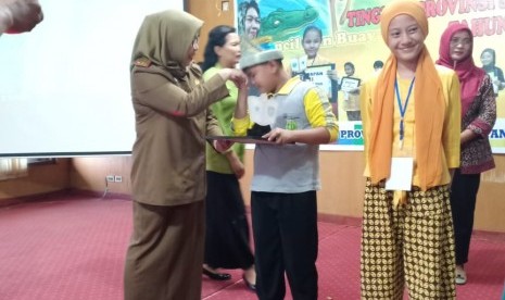 Siswa SD/MI Muba meraih juara 1 dalam lomba bercerita tingkat Provinsi Sumsel. 