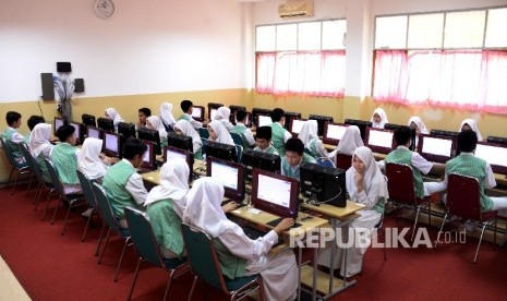 Ujian Nasional Berbasis Komputer (UNBK)