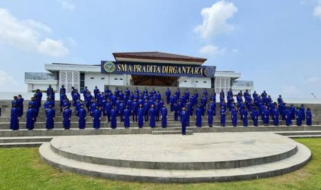 Siswa siswi SMA Pradita Dirgantara, Boyolali, Jawa Tengah.