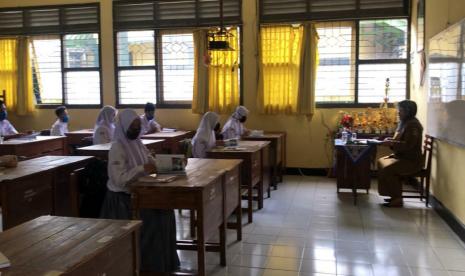  SMAN 1 Kota Banjar Gelar KBM Tatap Muka