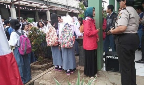 Siswa 'titipan' yang jadi korban penerimaan siswa baru melalui calo di SMAN 11 Depok 