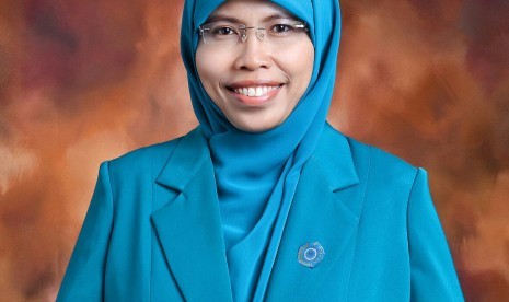 Siti Muntamah Oded MD (Istri Wakil Wali Kota Bandung)