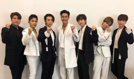 Siwon mengunggah foto Suju sebelum naik pentas upacara penutupan Asian Games 2018 di Stadion Utama Gelora Bung Karno, Jakarta, Ahad.