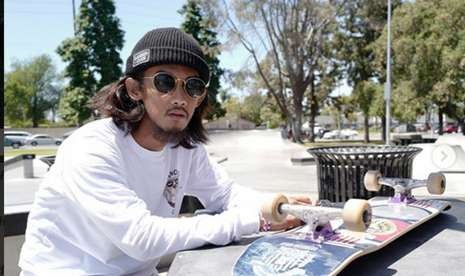 Skateboarder Indonesia Pevi Permana.