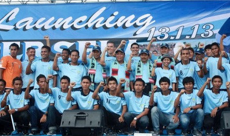 Skuad Persela Lamongan untuk musim kompetisi Indonesia Super League (ISL) 2012/2013 saat launching tim Persela 