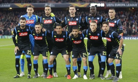 Skuat Napoli saat menghadapi Arsenal di Liga Europa.