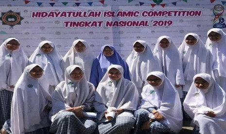 SMA Ar-Rohmah Putri Raih Juara Umum HIC 2019