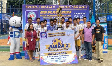 SMAN 7 Tangerang Selatan membawa title juara 2 di ajang Futsal Competition BSI Flash 2023 Kota Tangerang Selatan. 