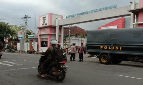  SMK Telkom Purwokerto pasca pembubaran kericuhan suporter turnamen futsal. 