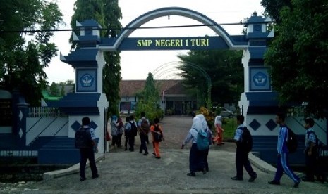 SMP 1 Turi Sleman