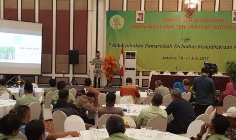 Soemitro dalam Rapat Kerja Nasional Andalan Petani Tebu Rakyat Indonesia (APTRI) bertema Keberpihakan Pemerintah terhadap kesejahteraan petani tebu di Jakarta, Kamis (20/7/2017).