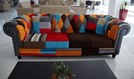 Sofa di rumah.