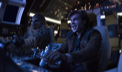 Solo: A Star Wars Story. Sutradara Ron Howard menyebut belum ada rencana membuat sekuel film spin off Star Wars tersebut.