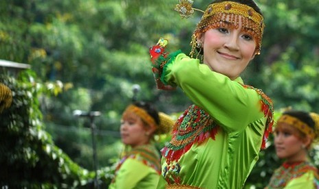 Some dancers perform during the 57th celebration of Asia-Africa Conference in Bandung, on Saturday. The celebration is held from April 18 to 24.   