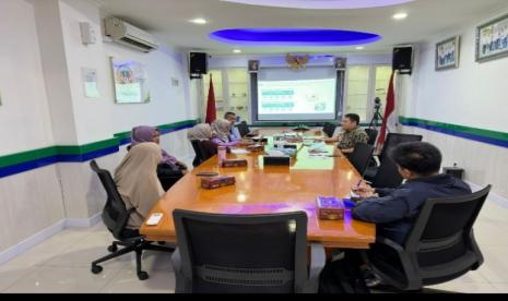 Sosialisasi aplikasi JMO oleh BP Jamsostek Kantor Cabang Pulo Gebang ke perusahaan.