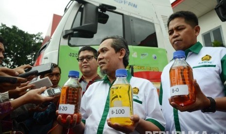  Sosialisasi pemamfaatan Biodiesel (B20) di Kantor Pertamina Unit Pemasaran, Kota Bandung, Kamis (4/2). 