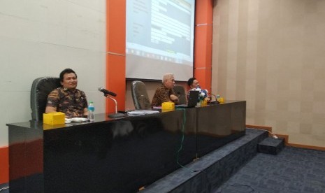 Sosialisasi Perangkat Akreditasi Program Studi dengan Sembilan Standar di Kampus UIN Bandung, Kamis (31/10). 