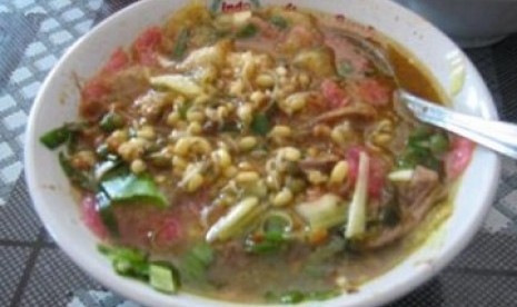 Soto Sokaraja, makanan yang banyak dicari para pemudik.