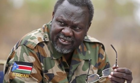 South Sudan's rebel leader Riek Machar (file photo)