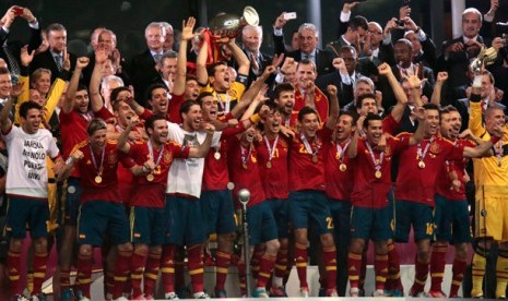 Spanyol Juara Eropa 2012