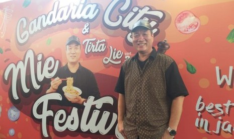 Spesialis Bakmi, Tirta Lie.