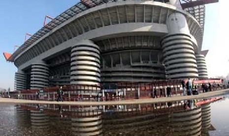 Stadion Giuseppe Meazza atau San Siro Milan 