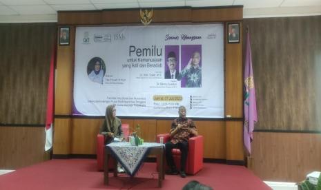 Staf Khusus Ketua Dewan Pengarah Badan Pembinaan Ideologi Pancasila (BPIP) Antonius Benny Susetyo sebagai pembicara dalam seminar 'Pemilu untuk Kemanusiaan yang Adil dan Beradab' di UIN Sunan Kalijaga.