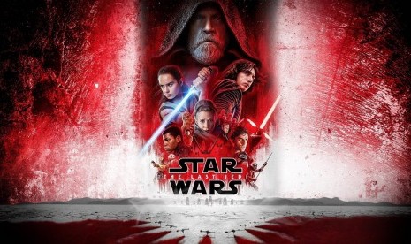 Poster film Star Wars The Last Jedi. Sutradara The Last Jedi, Rian Johnson, masih sibuk dengan proyek film Knives Out sehingga belum fokus menggarap kelanjutan kisah Star Wars.