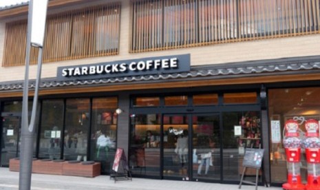 Starbucks di Jepang bergaya kuil suci