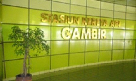 Stasiun Gambir.