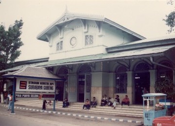 Stasiun Gubeng