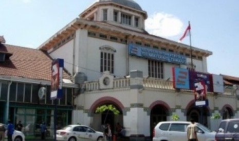 Stasiun Poncol Semarang. Arus Balik 2023, Penumpang di Stasiun Poncol Diprediksi 13 Ribu Orang Hari Ini