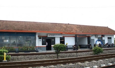 Stasiun Waruduwur