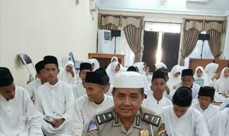 Status facebook Ustaz Abdul Somad mengenang Ipda Auzar, Rabu (16/5). 