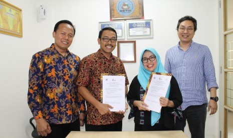 STMIK Nusa Mandiri meneken MoU dengan KIEC Indonesia dan Incheon National University (INU).